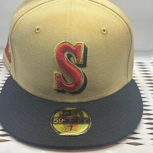 New Era Beige and Black 59FIFTY Cap
